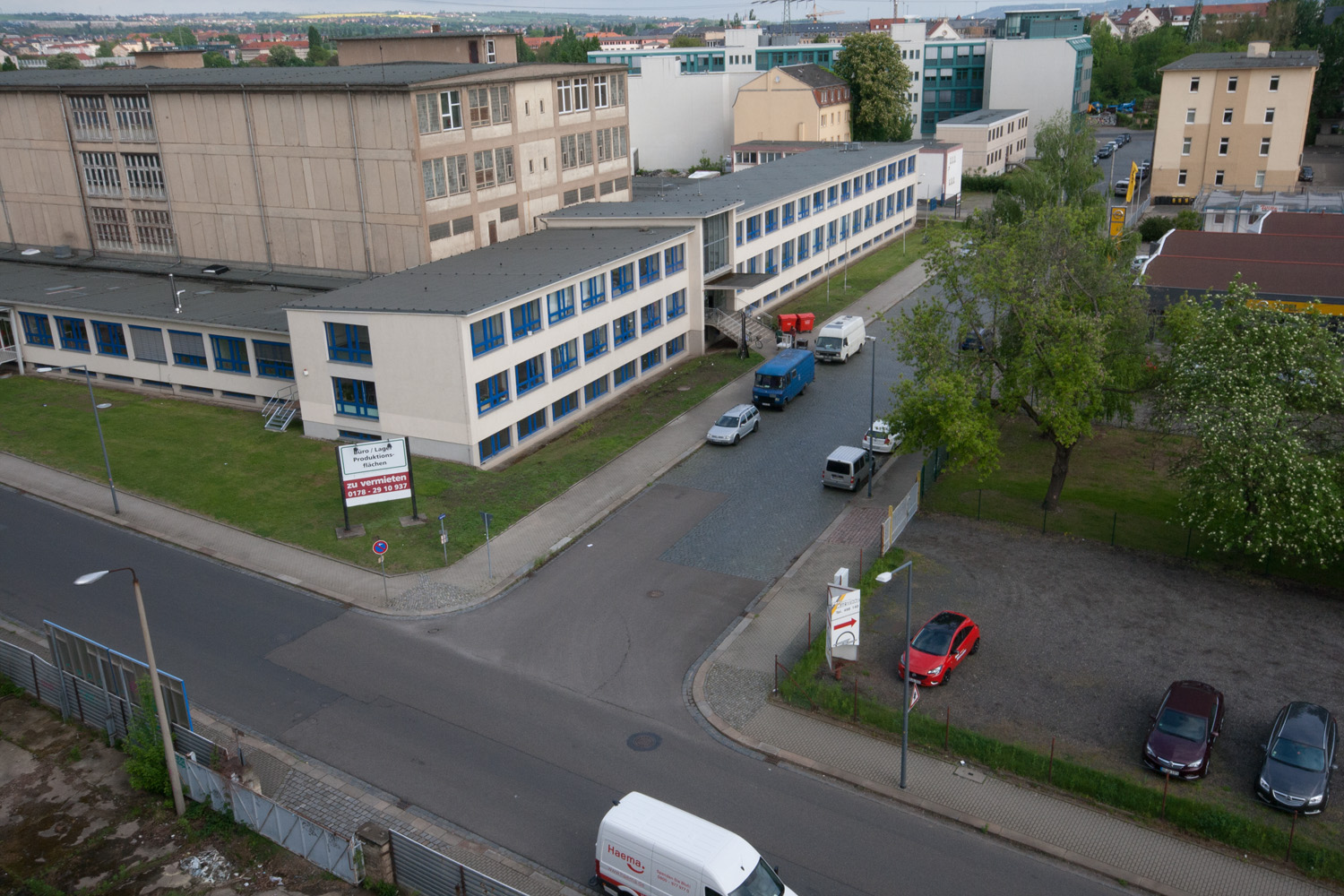 4 (C) Konglomerat e.V.