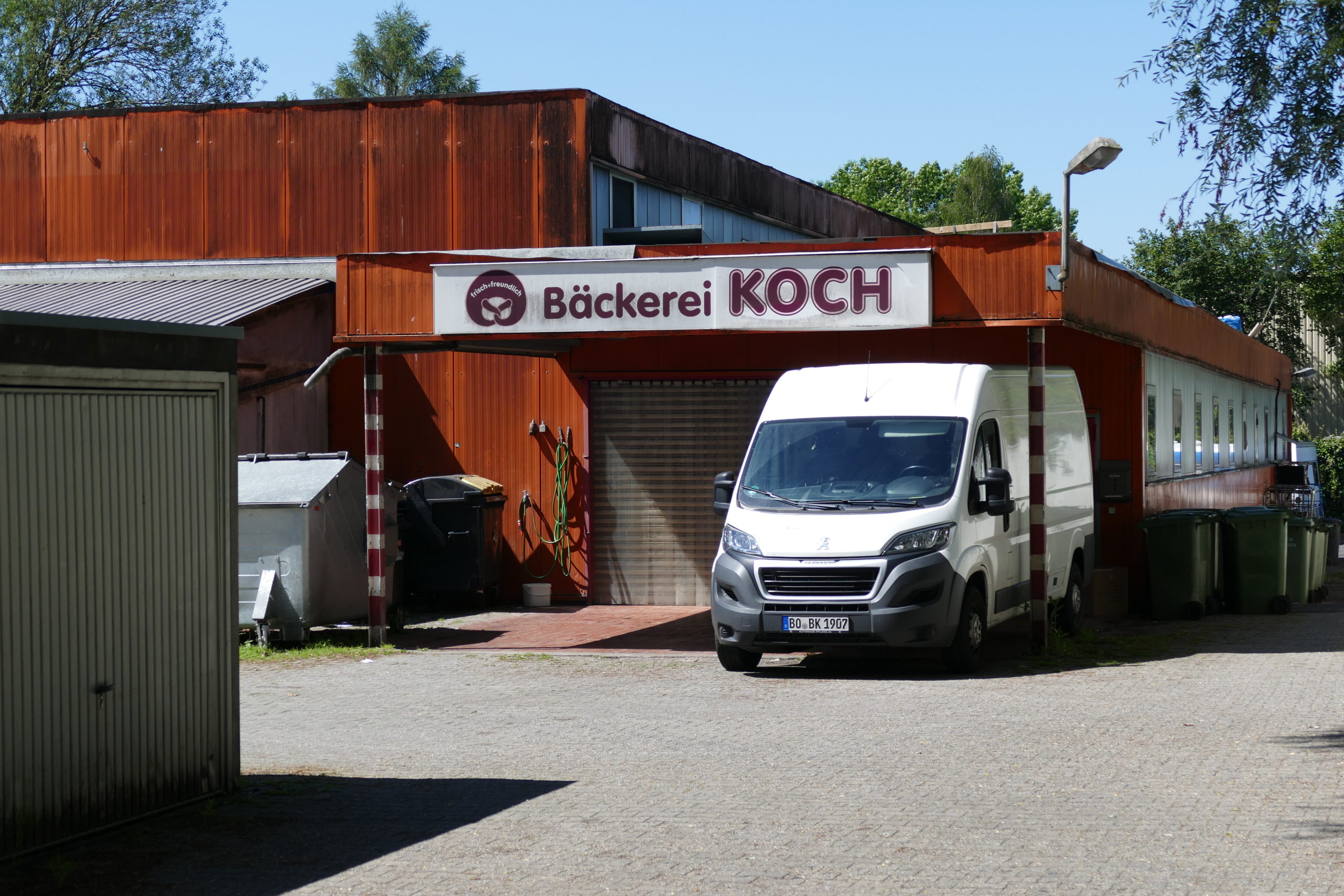 Eingang der Backstube von Bäckerei Koch