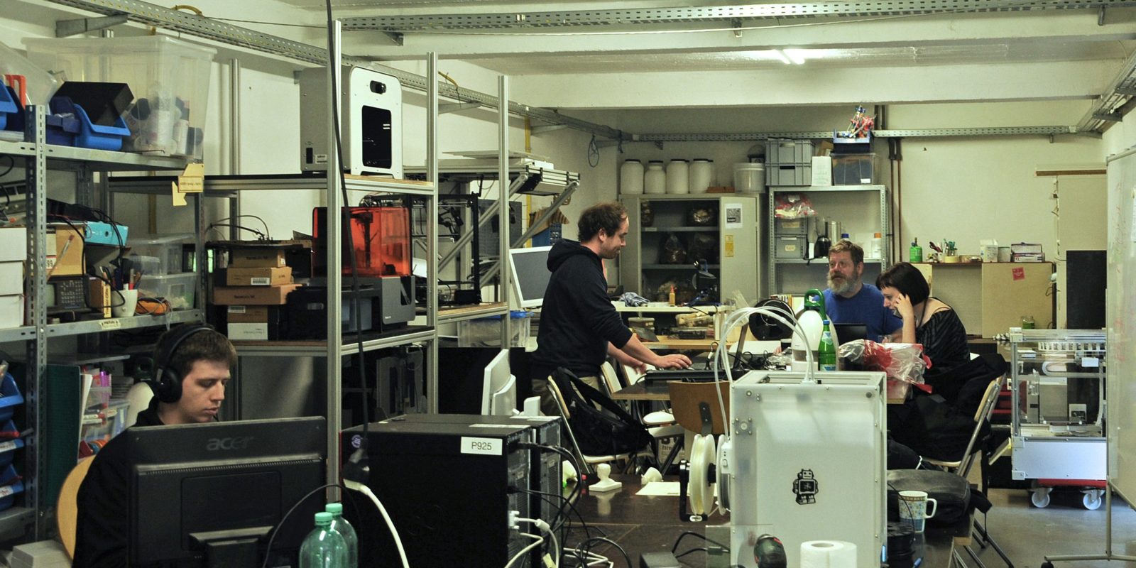 dezentrale-innen-handy-1600x800